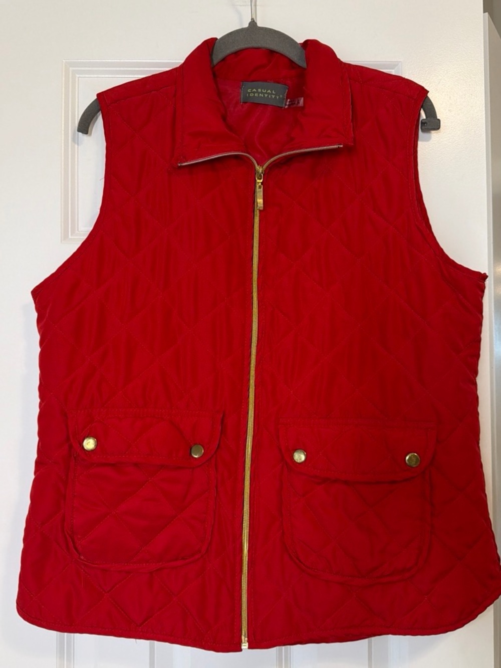 Casual Identity Women's Quilted Red Zip-Front Vest